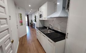 Benalbeach R&R Suite